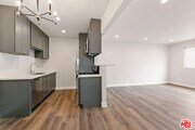Photo - 2401 S Sycamore Ave Condo Unit 5