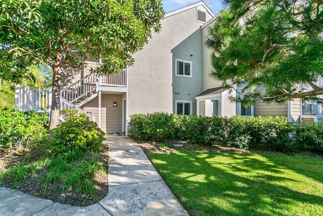 Photo - Updated Lower-Unit Condo Close to the Beach!