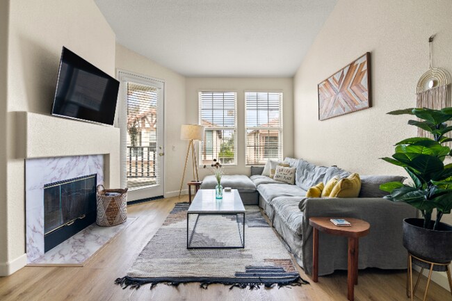 Photo - 662 Sweet Pea Pl