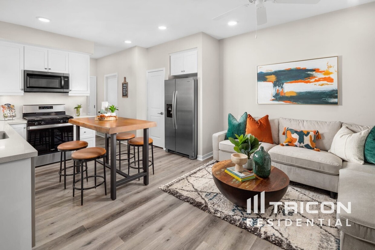 3D Tour - 24646 Amor Ct Townhome
