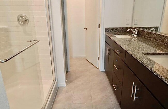 Photo - 5257 Beachfront Cove