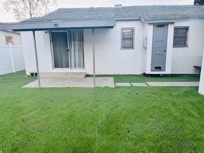 Photo - 10609 Mountain View Ave Unit A