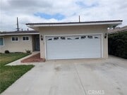 Photo - 8641 Garfield St