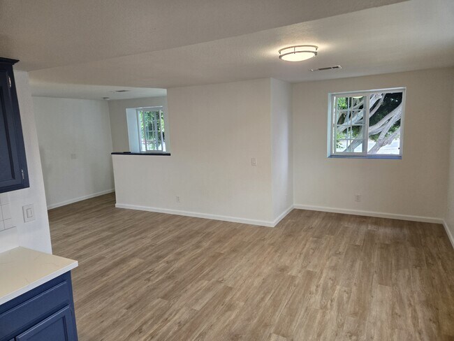 Photo - 1772 W 22nd St