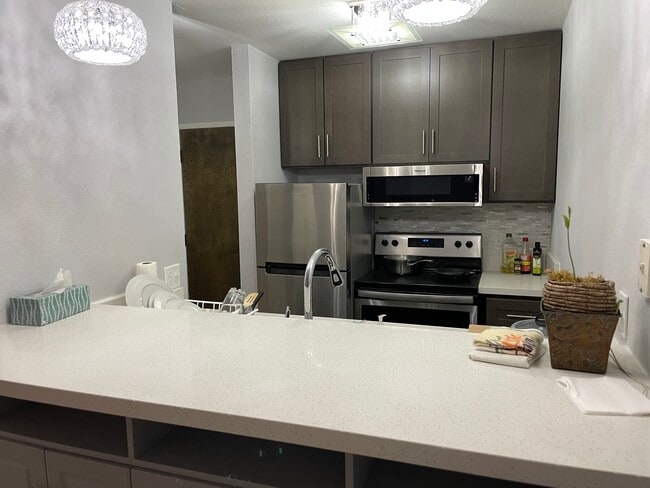 Building Photo - 3602 W Estates Ln Unit 112