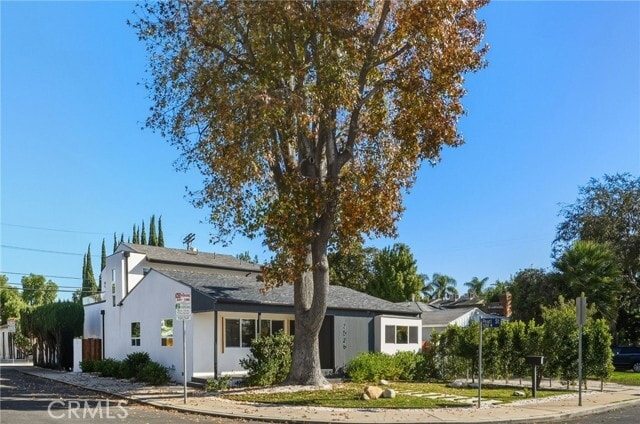 Photo - 2536 Cotner Ave