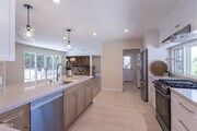 Photo - 555 Paulette Pl