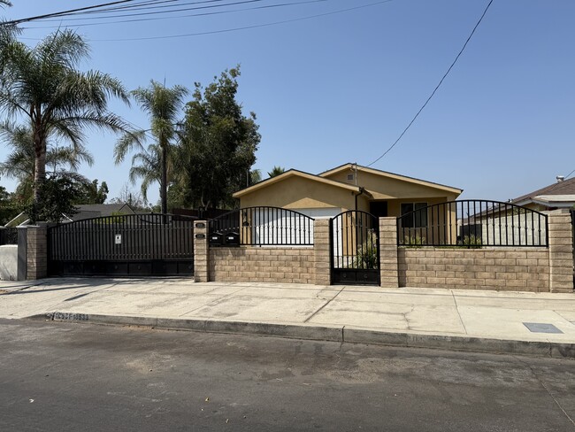 Photo - 10531 El Dorado Ave House