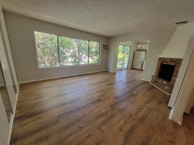 Photo - 13530 Leadwell St Apartment Unit 6