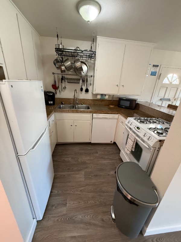 Photo - 822 Island Ct