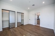 Photo - Ultra-Luxury Brand New 2 bed/2.5 bath and ... Apartment Unit 3