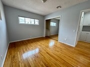 Photo - Great Santa Monica Location! Walking Dista... Apartment Unit 1128 21st St  A