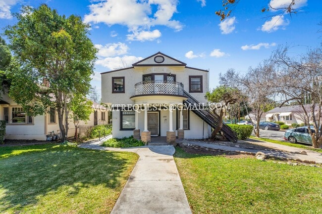 Building Photo - 102 Parkwood Dr Unit 405- 2