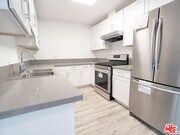 Photo - 1229 S Kingsley Dr Condo