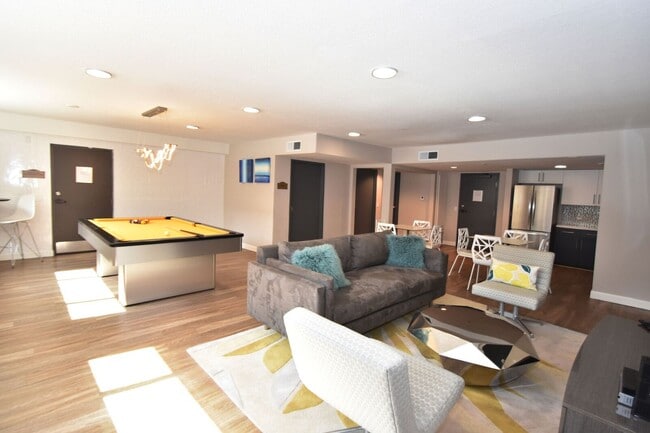 Photo - Lassen Village