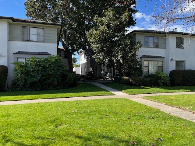 Photo - 3155 S Barrington Ave Unit B