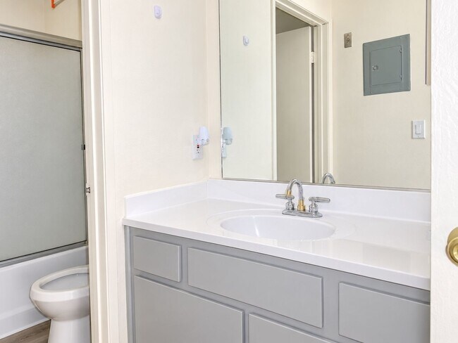 Photo - 10210 Mountair Ave., Tujunga