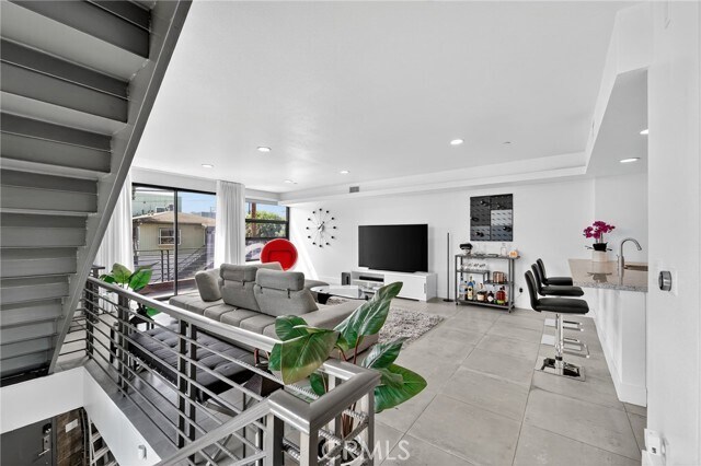 Photo - 1418 Innes Pl