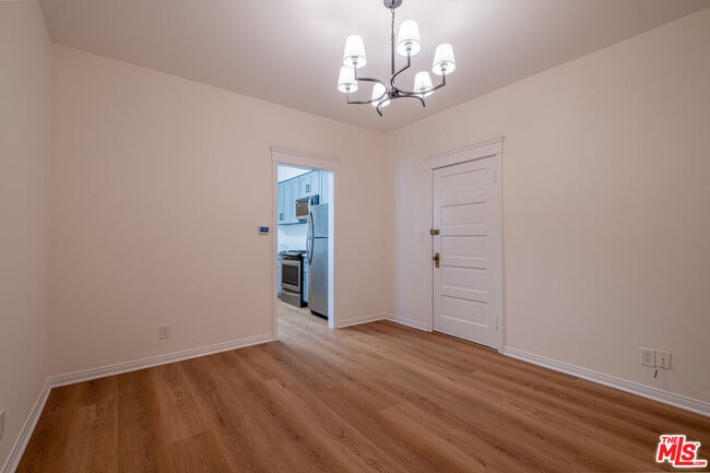 Photo - 108 N Broadway Unit 1