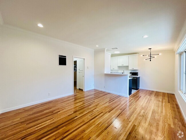 Building Photo - gra173 Unit 11 Rental