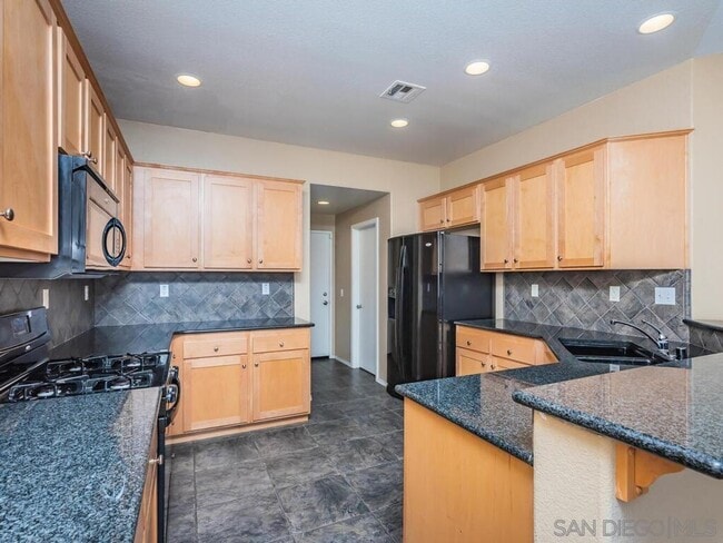 Photo - 425 S Meadowbrook Dr