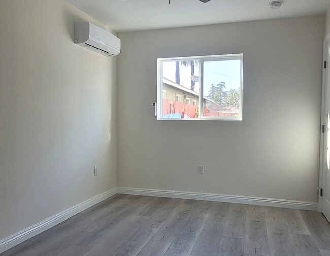Photo - 1632 Middleton Pl