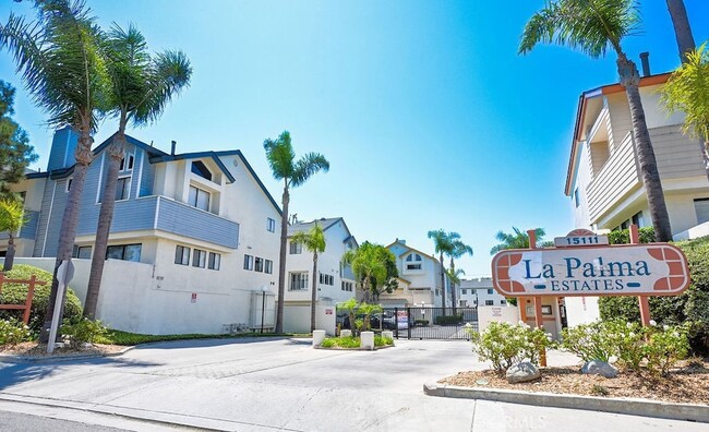 Photo - 15111 Freeman Ave Townhome