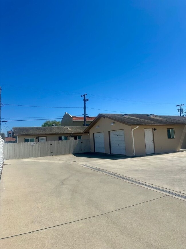 Photo - 516 N I St Unit 516A