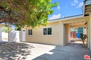 Photo - 677 E Kingsley Ave