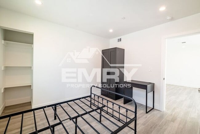 Student Accommodation Los Angeles CA 90018 - Student Accommodation Los Angeles CA 90018 House