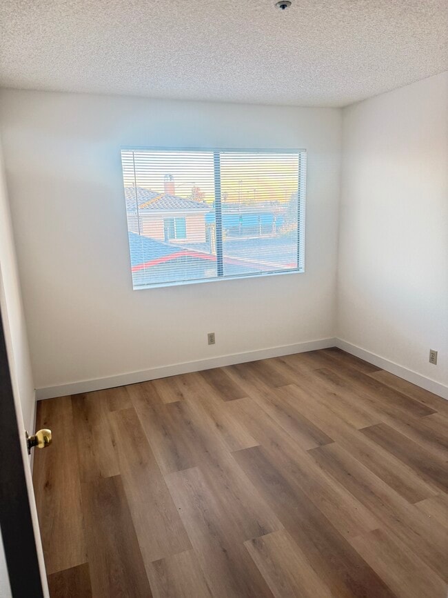 Photo - 816 N Garfield Ave Unit B