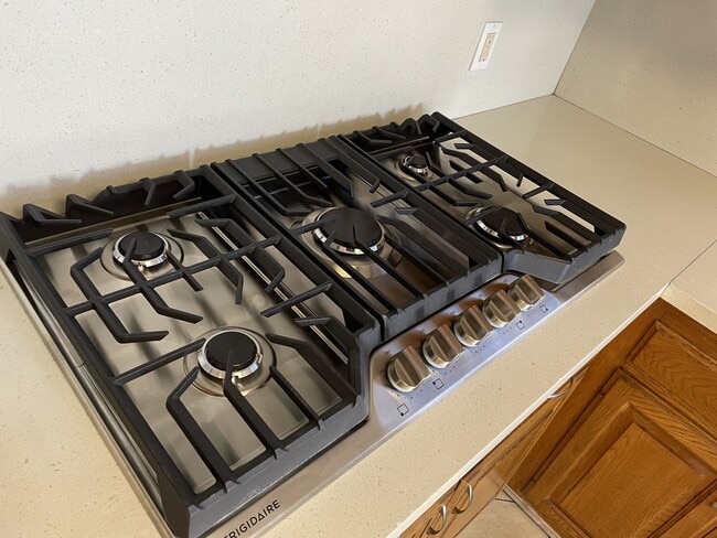 Photo - 9022 Alcott St