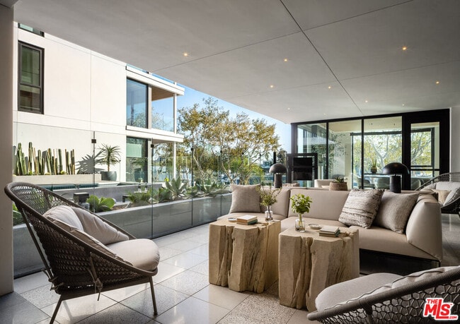 Photo - 9001 Santa Monica Blvd Unit 405