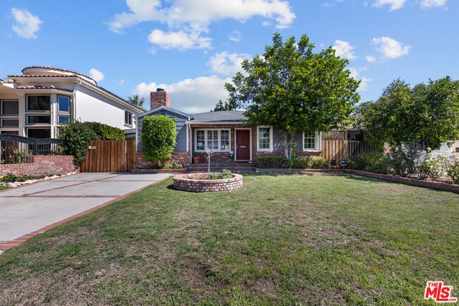 Photo - 4814 Lemona Ave