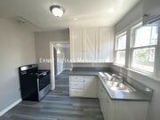 Photo - 516 E 21st St House