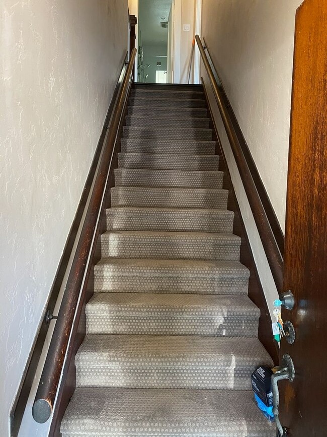 Photo - 1144 E Appleton St Unit APT 2