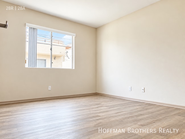 Photo - 3130 Bagley Ave Unit 209