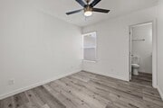 Photo - 4924 64th St
