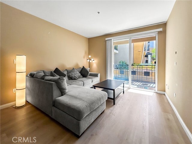 Building Photo - 360 W Ave 26 Unit 109