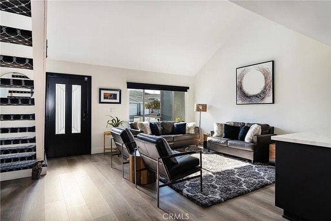 Photo - 139 Lexington Ln