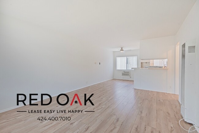 Photo - 6045 Whitsett Ave Unit 22