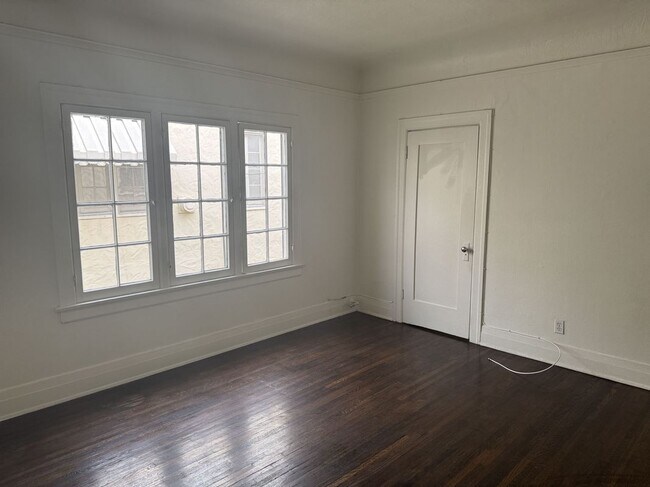 Photo - 245 S Berendo St