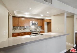 Photo - 10660 Wilshire Blvd