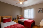 2BR, 1BA - 830SF - Wyvernwood Garden Apartments
