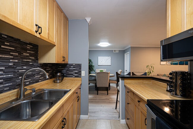 Photo - 6304 Friars Rd Unit 229