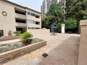 Photo - 2420 Torrey Pines Rd Condo Unit B204
