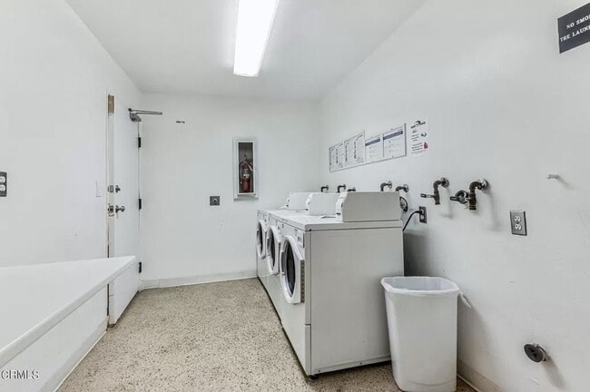 Building Photo - 5585 E Pacific Coast Hwy