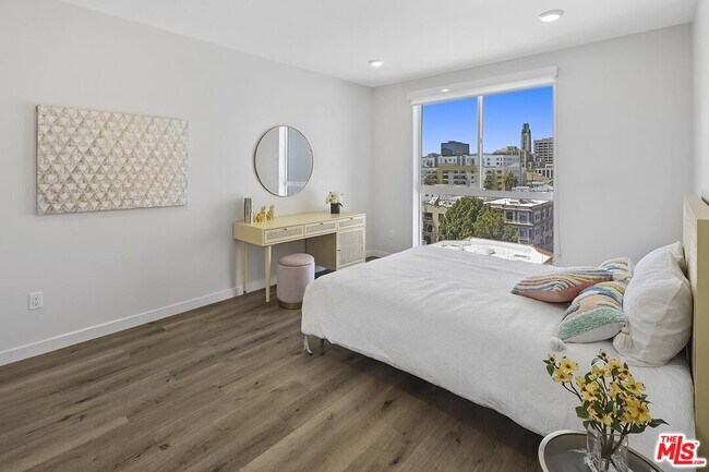 Photo - 2783 Francis Ave Unit 307