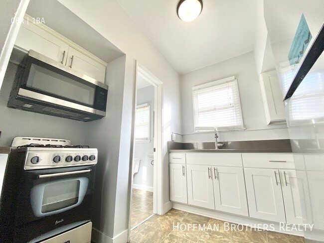 Photo - 1133 Westmoreland Ave Unit 3