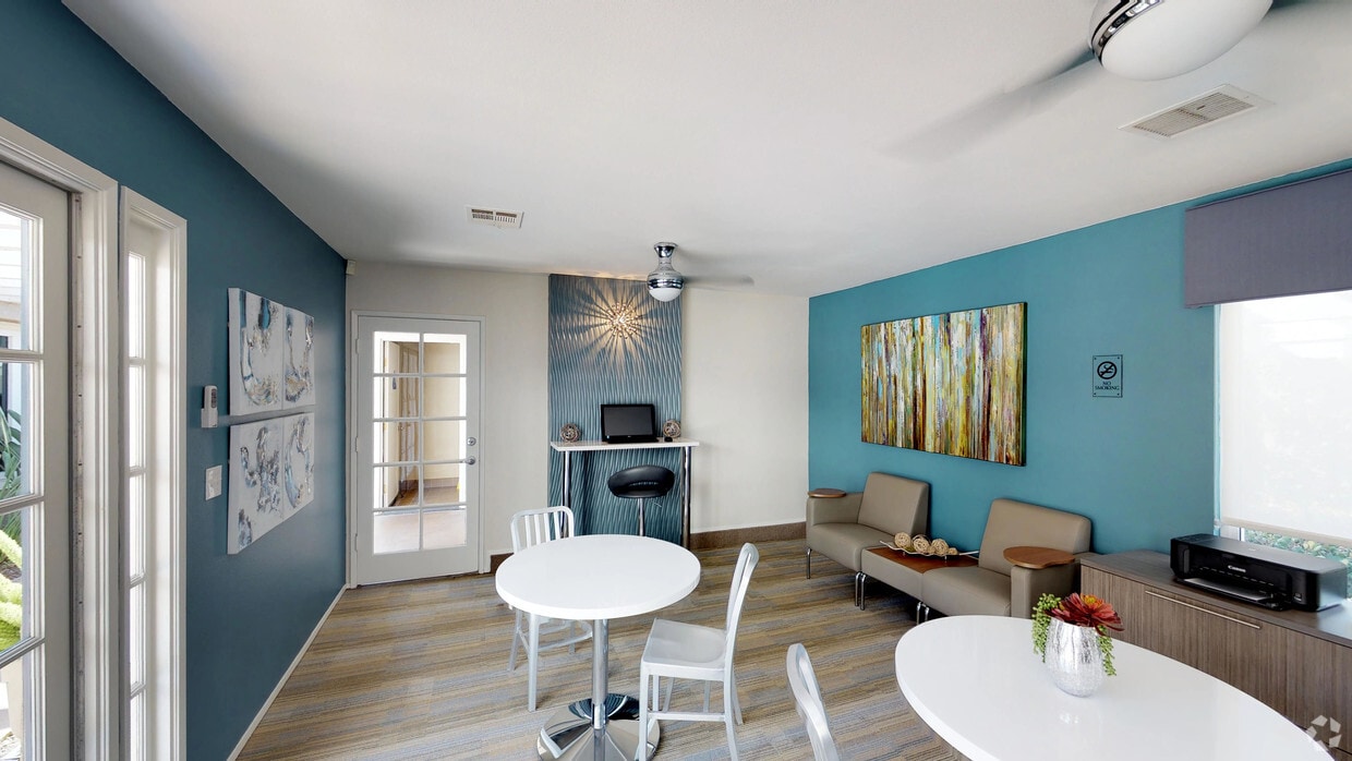 3D Tour - Lakeview Village